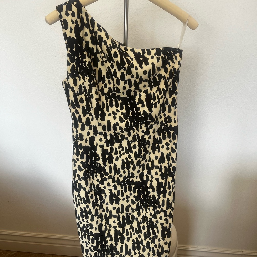 Michael Kors Black and Cream One-Shoulder Dress Made in Italy